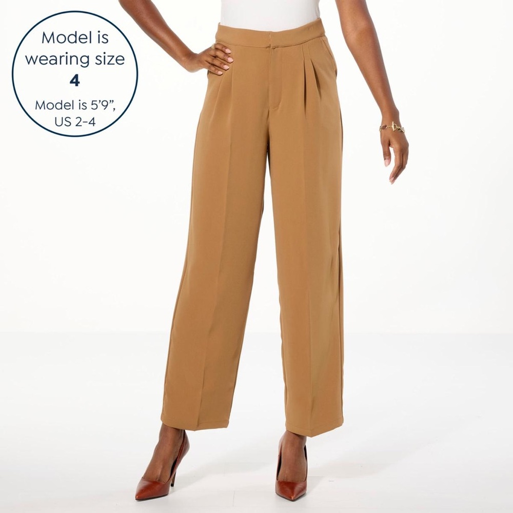 G by Giuliana Camel Brown pleated Pant